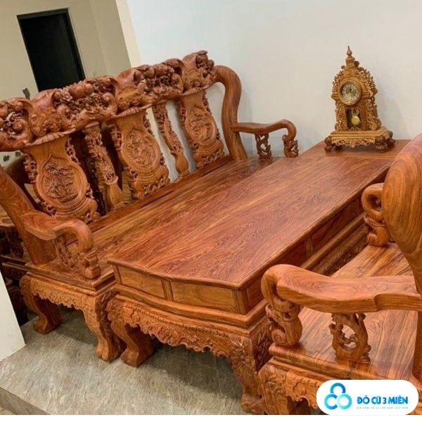 Thu mua bàn ghế gỗ cũ tại Hà Nội